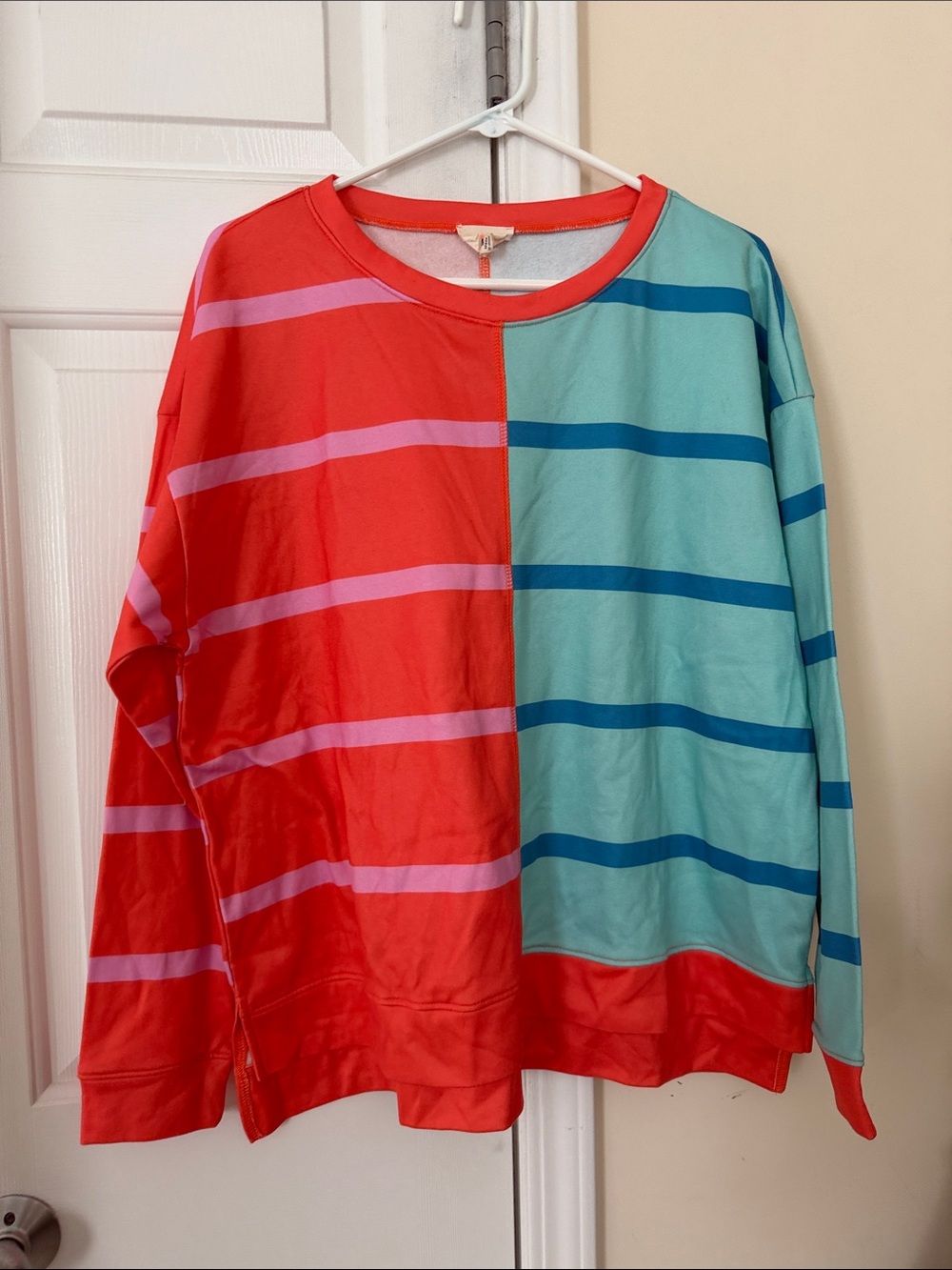 Women Colorblock Stripe Long-Sleeve Top - Red & Teal